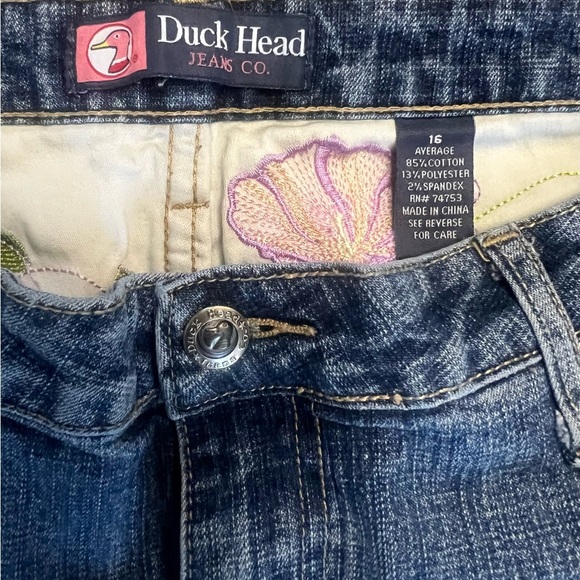 Women’s Blue Jeans - Picture 5 of 5